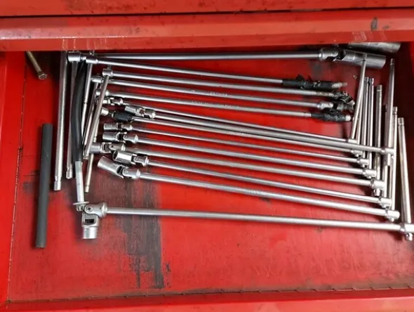 1#6270 Officina meccanica per autoveicoli