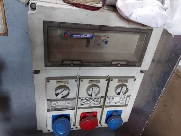 1#6270 Officina meccanica per autoveicoli