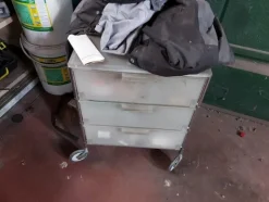 1#6270 Officina meccanica per autoveicoli