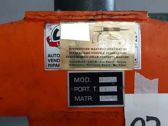 1#6270 Officina meccanica per autoveicoli