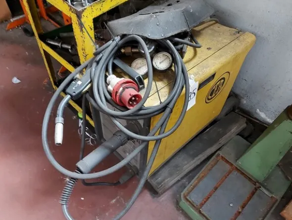 1#6270 Officina meccanica per autoveicoli