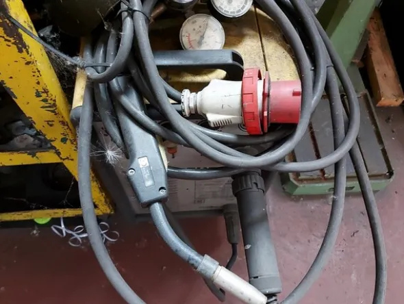 1#6270 Officina meccanica per autoveicoli