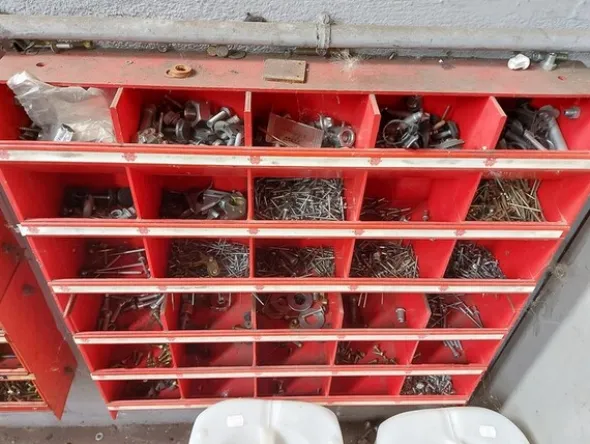 1#6270 Officina meccanica per autoveicoli
