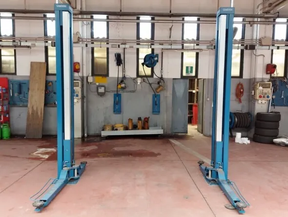 1#6270 Officina meccanica per autoveicoli