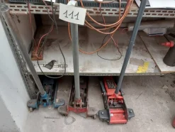 1#6270 Officina meccanica per autoveicoli