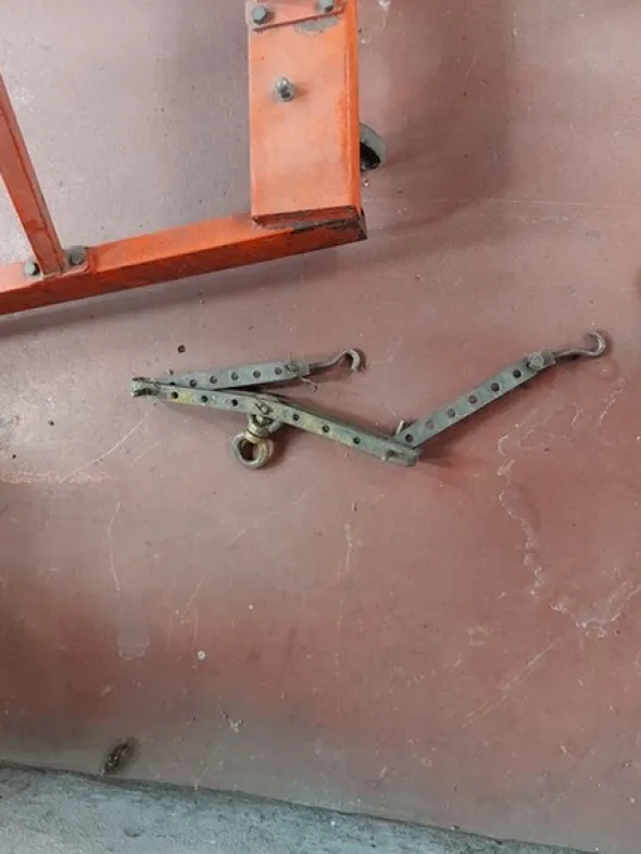 1#6270 Officina meccanica per autoveicoli