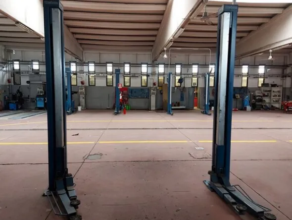 1#6270 Officina meccanica per autoveicoli