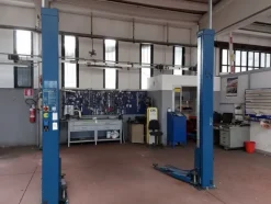 1#6270 Officina meccanica per autoveicoli