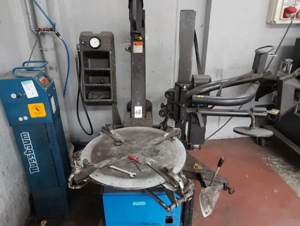 1#6270 Officina meccanica per autoveicoli