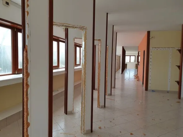 #13595 Opificio artigianale con annessa abitazione