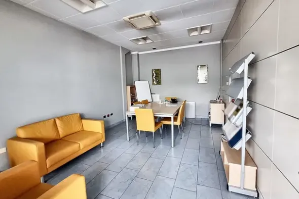 #21995 Opificio con impianto fotovoltaico e terreni edificabili