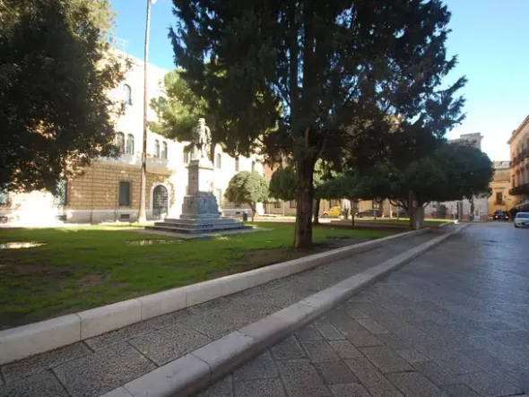 #25678 Opportunità di investimento in locale commerciale