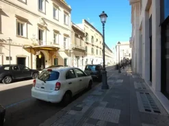 #25678 Opportunità di investimento in locale commerciale