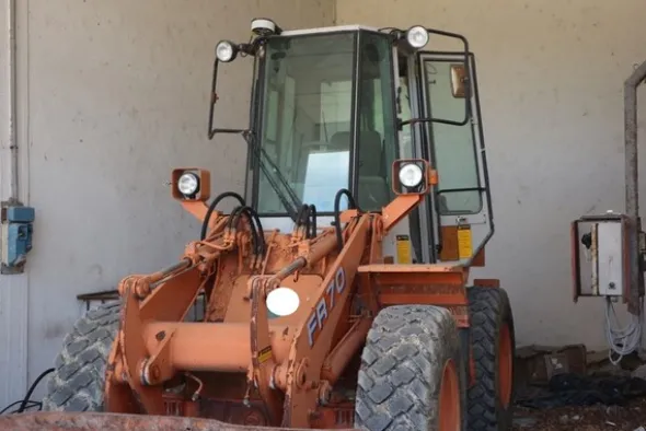 39#7172 Pala gommata Fiat Hitachi