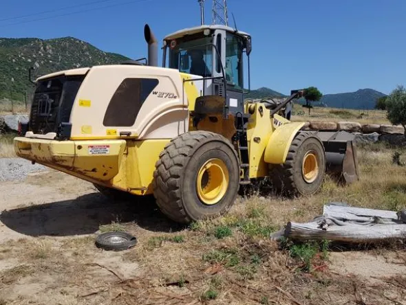 45#4479 Pala gommata New Holland