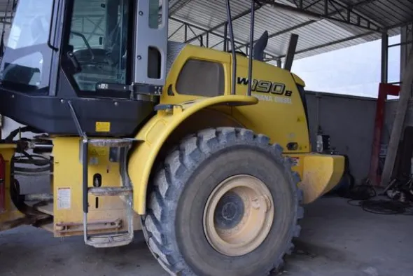 17#2799 Pala New Holland