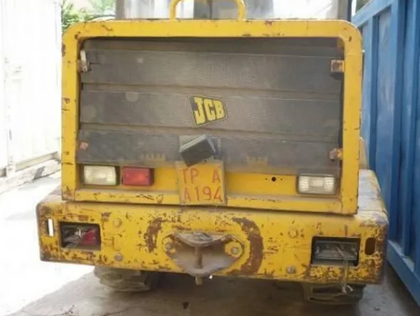 24#6053 Pala semovente JCB