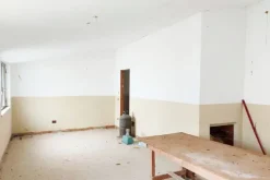 #22472 Palazzina con uffici e locale deposito