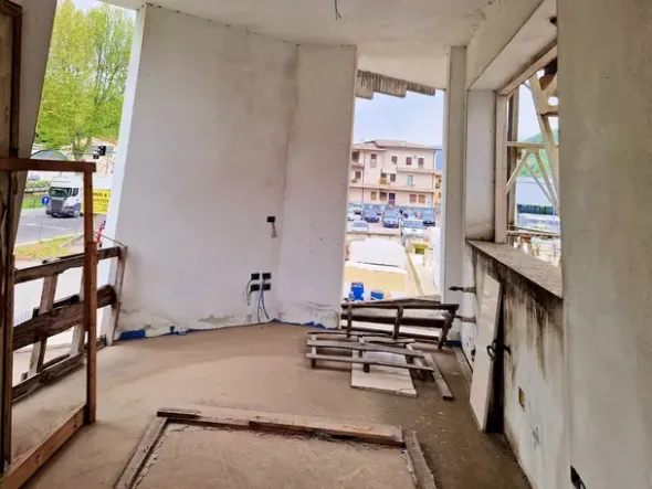 #20744 Palazzina uffici in complesso artigianale