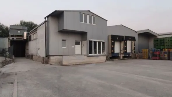 Pallet rental place storage cold room