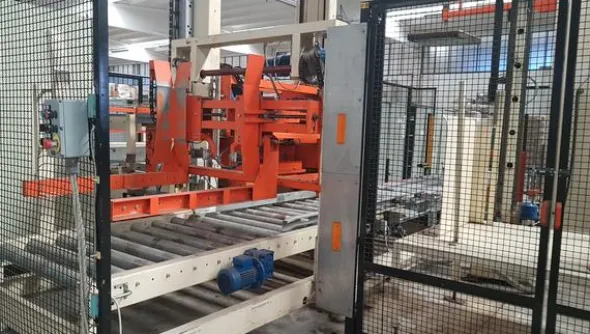 2#3469 Pallettizzatore SGE