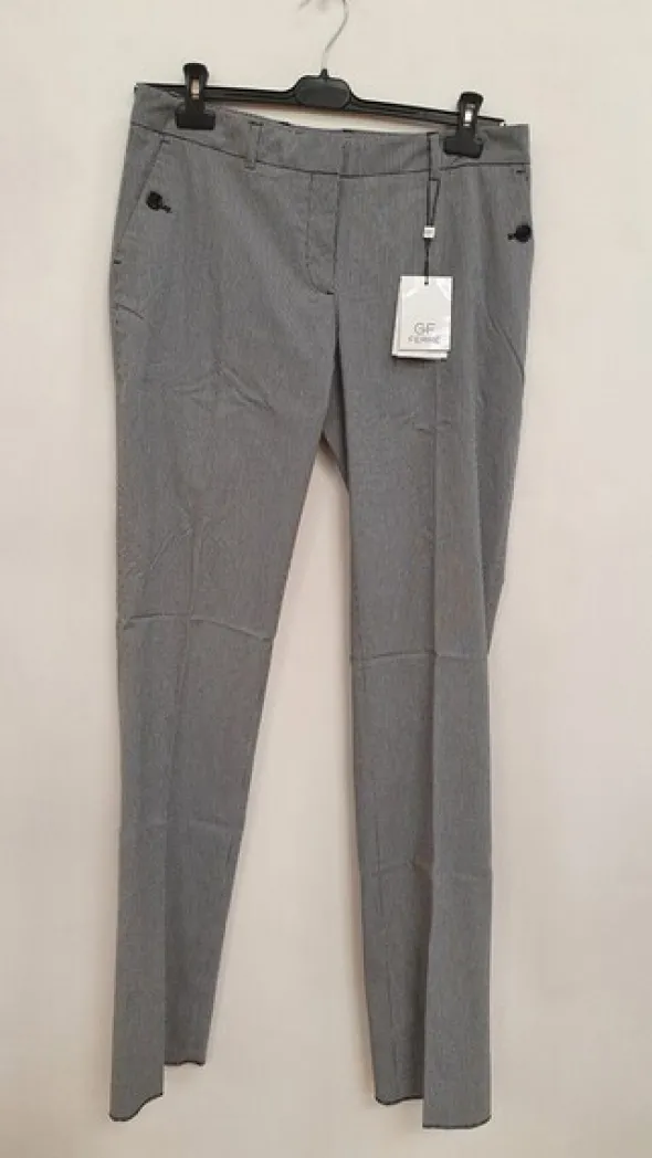 5#5622 Pantaloni donna Ferrè