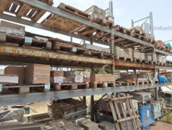 8#8706 Pavimenti e rivestimenti in pietra