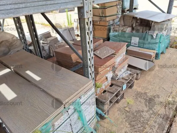 8#8706 Pavimenti e rivestimenti in pietra