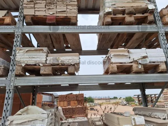 8#8706 Pavimenti e rivestimenti in pietra