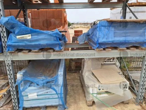 8#8706 Pavimenti e rivestimenti in pietra
