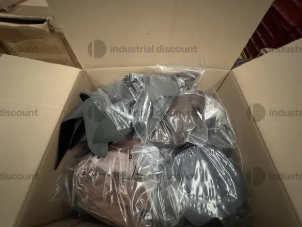 3#9883 Pellame ed accessori per produzione calzaturiera
