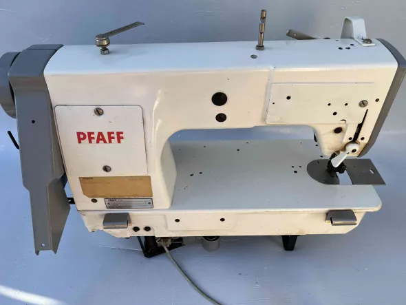 PFAFF 953 Macchina cucire lineare rasafilo