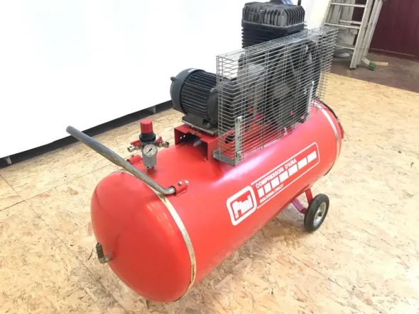 PG956-1291Compressore a pistoni marca Fini