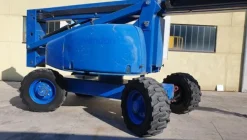 3#4535 Piattaforma automotrice articolata HaulotteHA 260 px