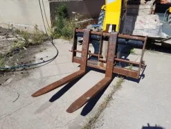 82#4479 Piattaforma elevatrice