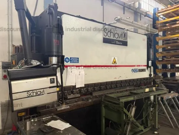 2#8948 Piegatrice CNC Schiavi