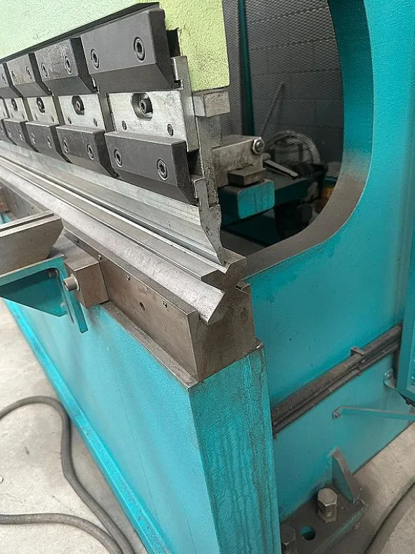Piegatrice Gade PP30/150 del 2007