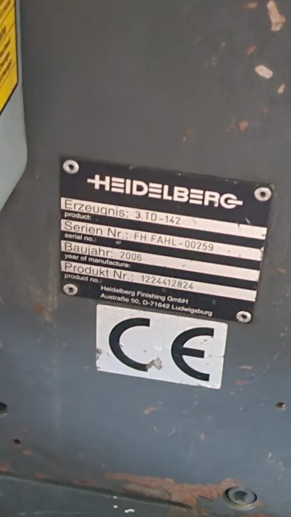 Piegatrice HEIDELBERG STAHLFOLDER TD 142