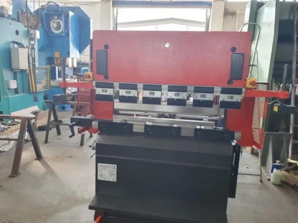 Piegatrice Schiavi rg - 12 a