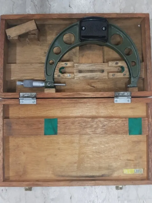 6#5252 Pinze per lamiere Topal Industries e minuterie