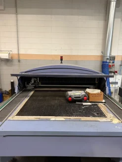 PLOTTER CO2 SEILASER - 230W OTTIMO! - SGOMBERO LOCALE!!