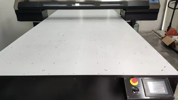 Plotter in piano Roland Ej-640 su banco Smartcolor