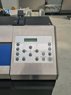 2#8046 Plotter Roland XR-640