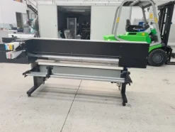 2#8046 Plotter Roland XR-640