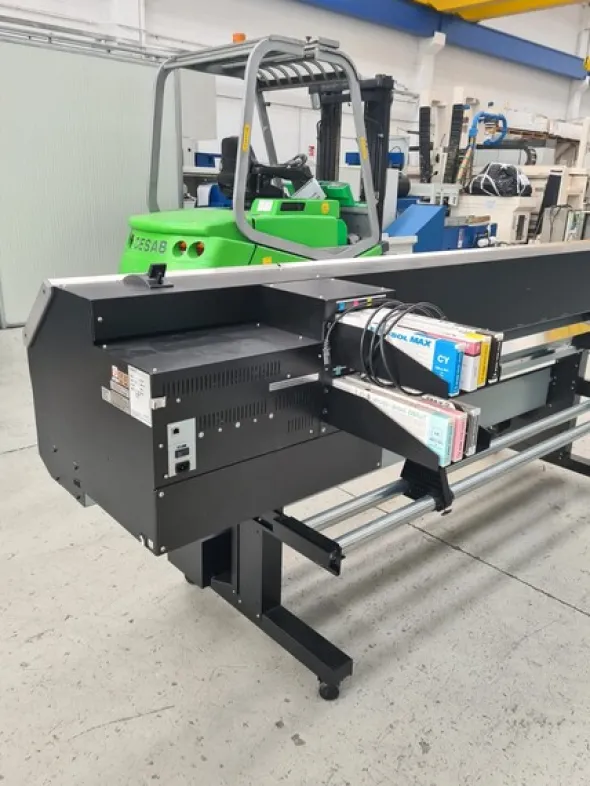 2#8046 Plotter Roland XR-640