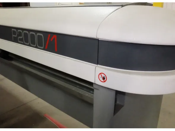 PLOTTER TAGLIO Investronica P2000 CON LAVAGNA