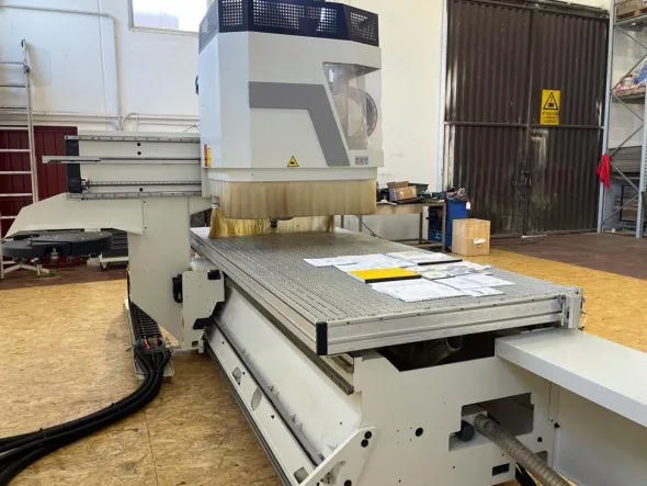 PO964 - 1181Centro di lavoro per legno SCM usato