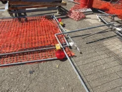 2#6230 Ponteggi e materiale per edilizia