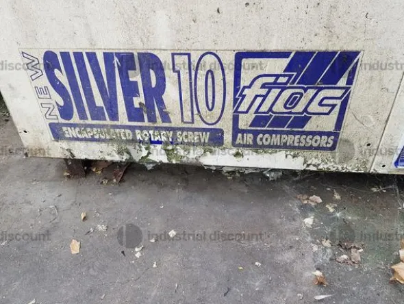 2#9360 Ponte sollevatore e compressore