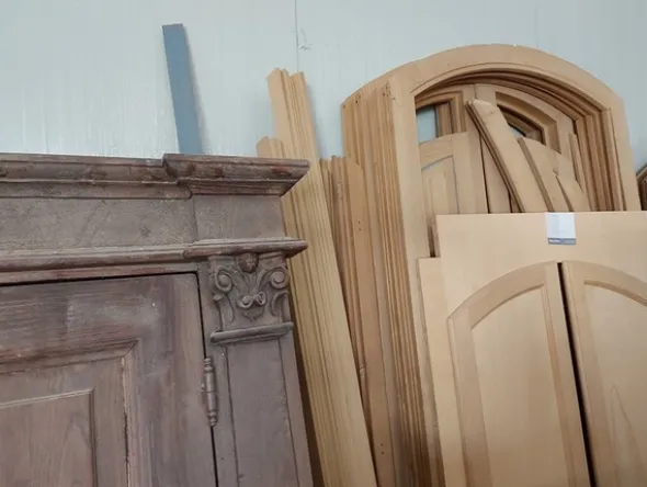 3#7553 Porte in legno